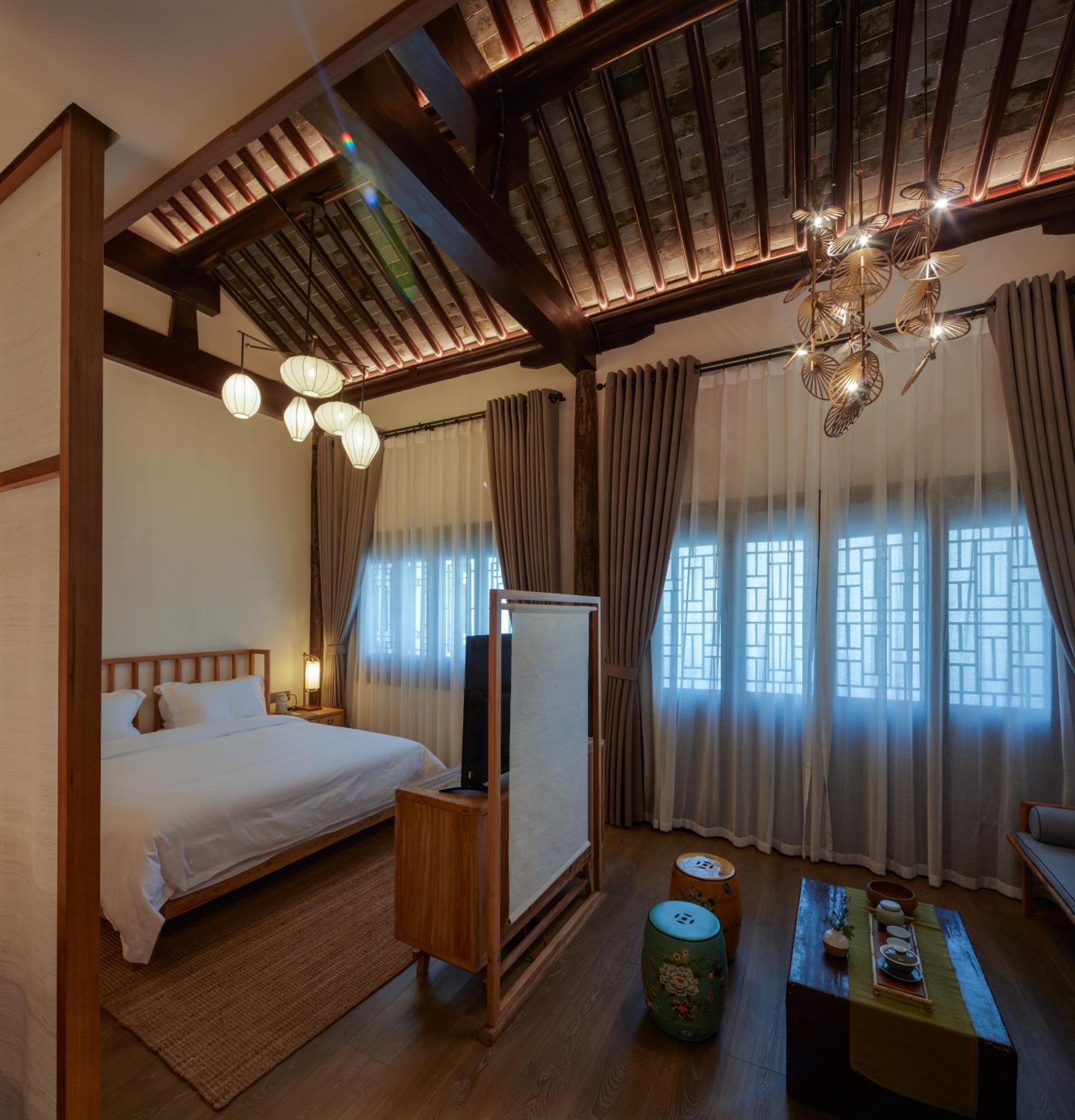 Uin Oriental Hotel Vuhszi Kültér fotó
